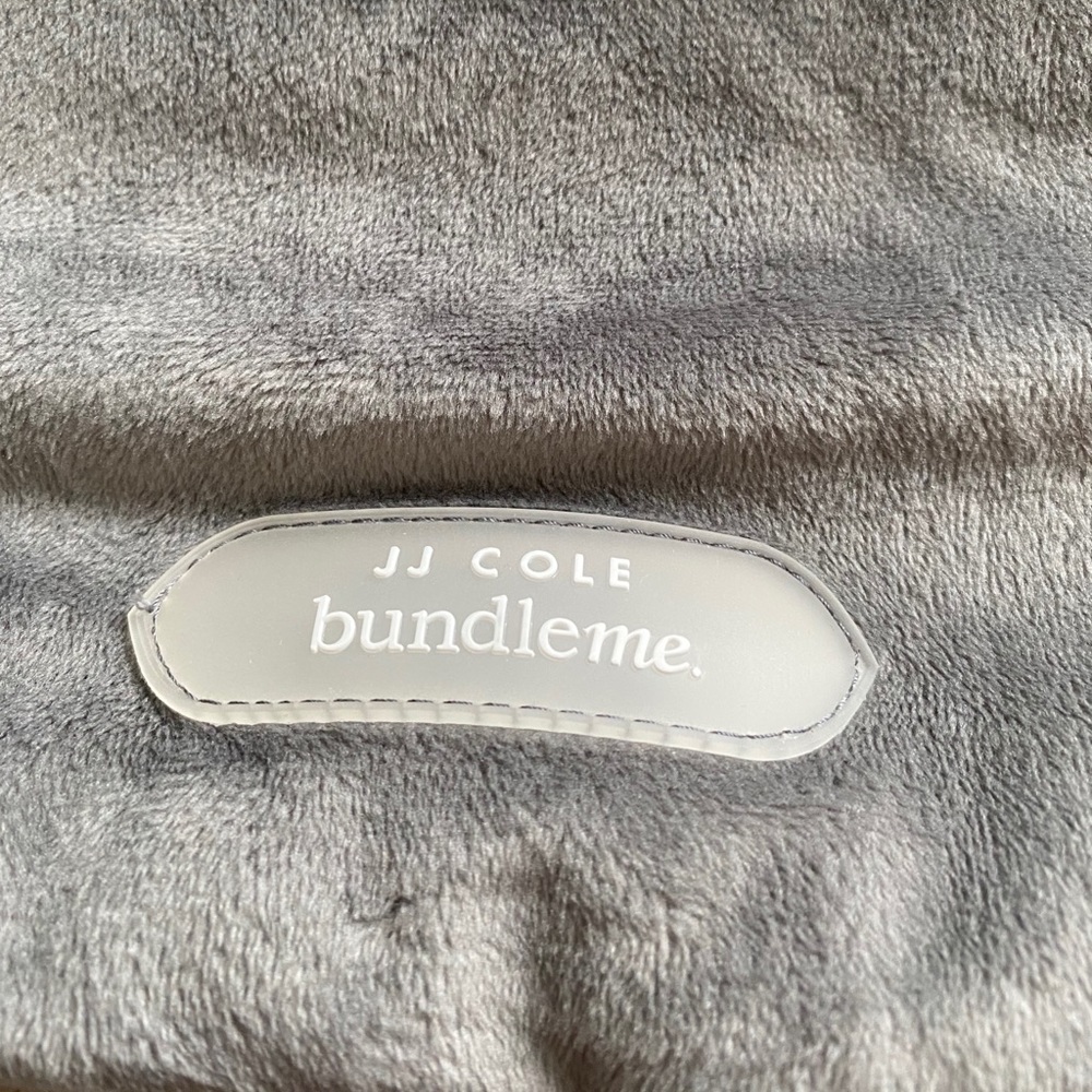 JJ Cole bundle me - Picture 7 of 9